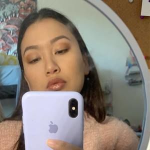 Meet your Posher, Christina